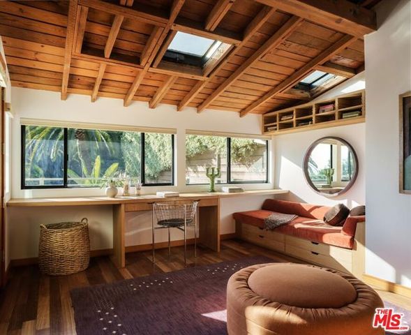 1811 Micheltorena Street, Los Angeles, CA 90026