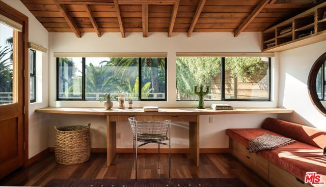 1811 Micheltorena Street, Los Angeles, CA 90026