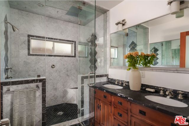 1811 Micheltorena Street, Los Angeles, CA 90026