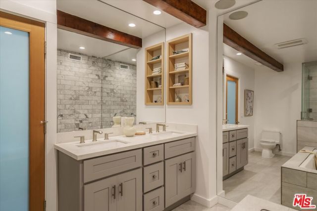 1811 Micheltorena Street, Los Angeles, CA 90026