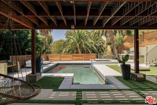 1811 Micheltorena Street, Los Angeles, CA 90026