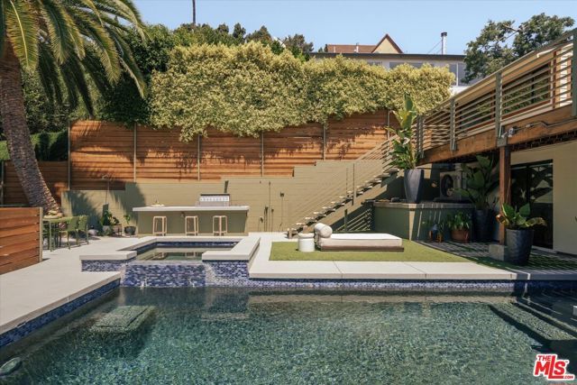 1811 Micheltorena Street, Los Angeles, CA 90026