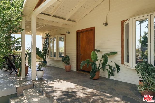 1811 Micheltorena Street, Los Angeles, CA 90026