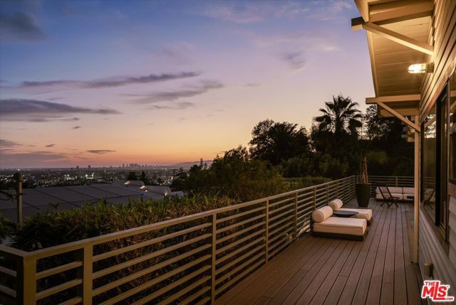 1811 Micheltorena Street, Los Angeles, CA 90026