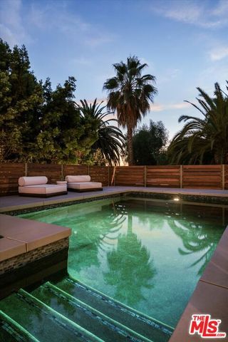 1811 Micheltorena Street, Los Angeles, CA 90026