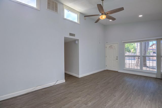 3713 Palo Duro Avenue NE, Albuquerque, NM 87110