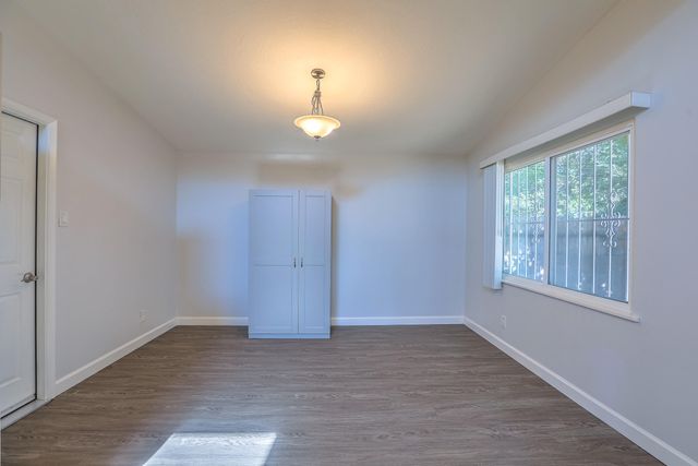 3713 Palo Duro Avenue NE, Albuquerque, NM 87110