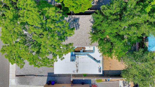 3713 Palo Duro Avenue NE, Albuquerque, NM 87110