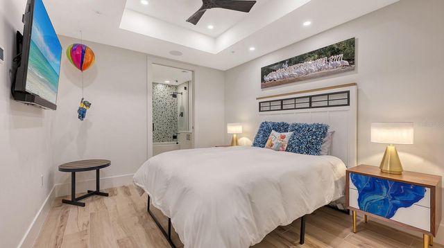 1035 SEASIDE DRIVE 503, Sarasota, FL 34242