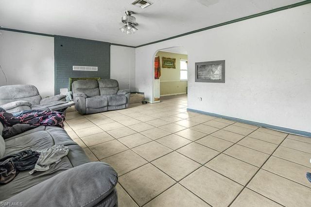 10010 Saint Paul RD, North Fort Myers, FL 33917
