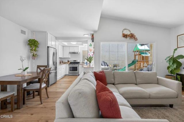 6025 Sparrow Street, Ventura, CA 93003