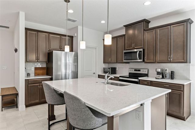 2053 COVE POINT ROAD, Port Orange, FL 32128
