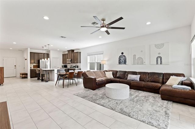 2053 COVE POINT ROAD, Port Orange, FL 32128