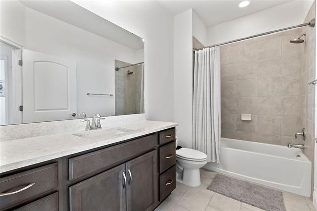 2053 COVE POINT ROAD, Port Orange, FL 32128
