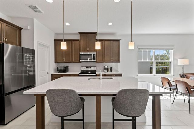 2053 COVE POINT ROAD, Port Orange, FL 32128