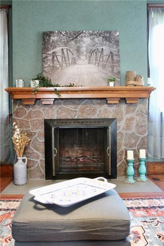 300 N Monroe Street, Oregon, MO 64473