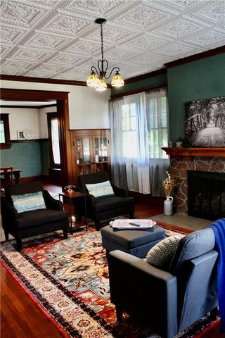 300 N Monroe Street, Oregon, MO 64473