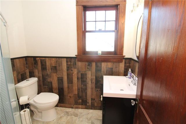 300 N Monroe Street, Oregon, MO 64473