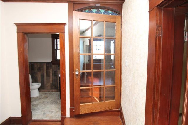 300 N Monroe Street, Oregon, MO 64473