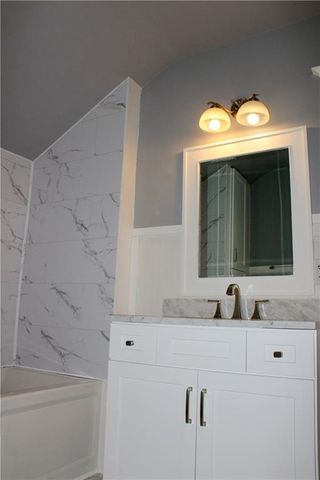 300 N Monroe Street, Oregon, MO 64473