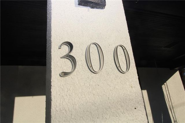 300 N Monroe Street, Oregon, MO 64473