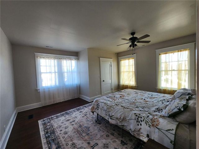 300 N Monroe Street, Oregon, MO 64473