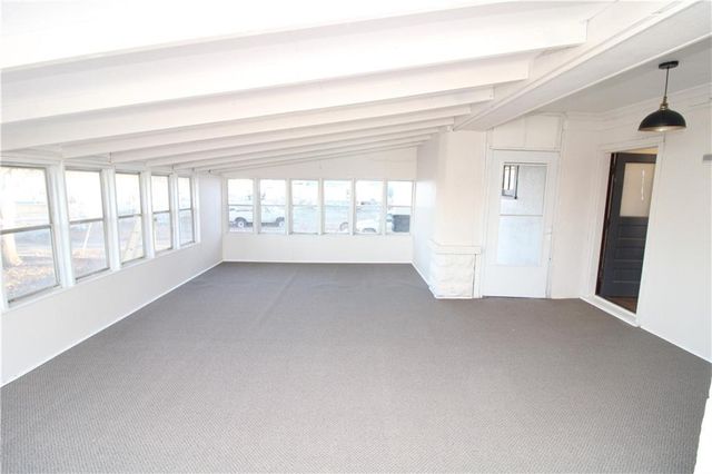 300 N Monroe Street, Oregon, MO 64473