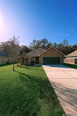 41949 Snowball Cir, Ponchatoula, LA 70454