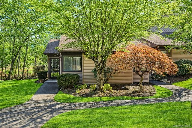 68A Independence Court A, Yorktown Heights, NY 10598