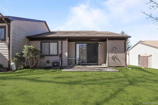 68A Independence Court A, Yorktown Heights, NY 10598