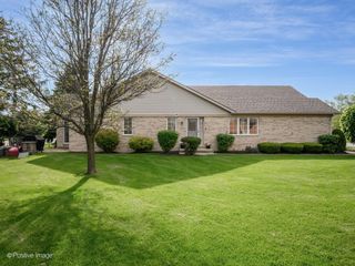 13 Iliad Drive, Tinley Park, IL 60477