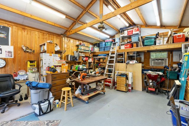 813 Edisto Lake Road, Wagener, SC 29164