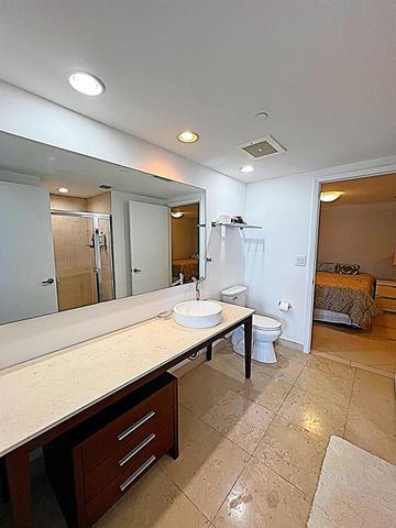 495 BRICKELL Avenue 1605, Miami, FL 33131
