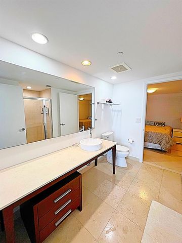 495 BRICKELL Avenue 1605, Miami, FL 33131