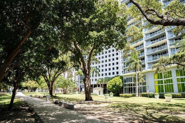 495 BRICKELL Avenue 1605, Miami, FL 33131