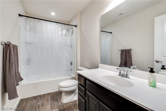 2326 Orchard Circle, Ravenna, OH 44266