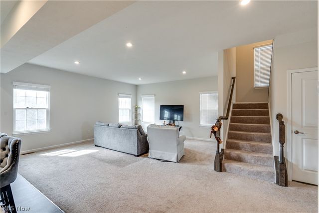 2326 Orchard Circle, Ravenna, OH 44266