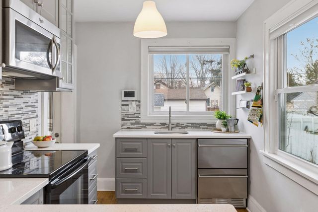 2833 34th Avenue S, Minneapolis, MN 55406