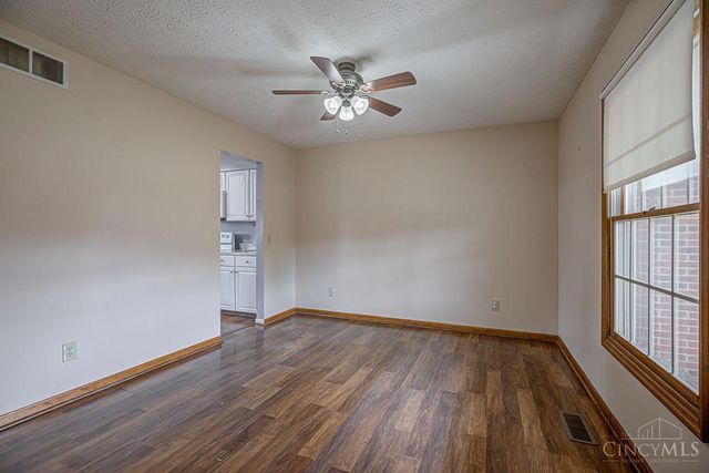 702 Heritage Drive, Trenton, OH 45067