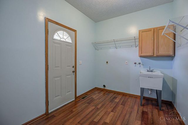 702 Heritage Drive, Trenton, OH 45067