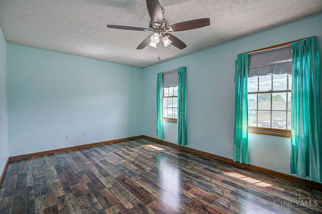 702 Heritage Drive, Trenton, OH 45067