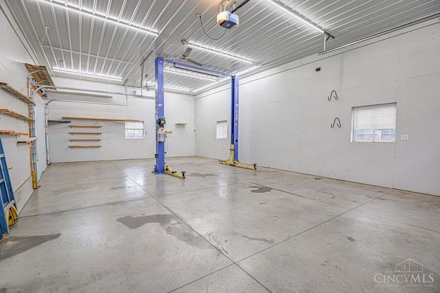 702 Heritage Drive, Trenton, OH 45067
