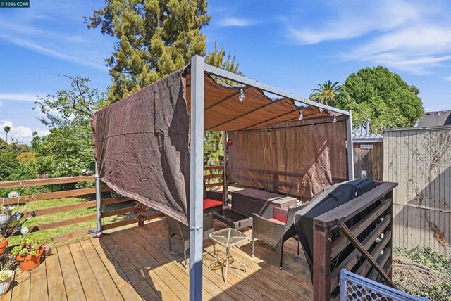 322 Coghlan St, Vallejo, CA 94590