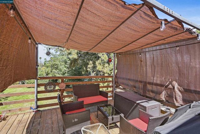 322 Coghlan St, Vallejo, CA 94590