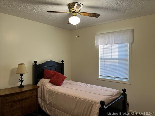 106 West Drive, Charlestown, IN 47111