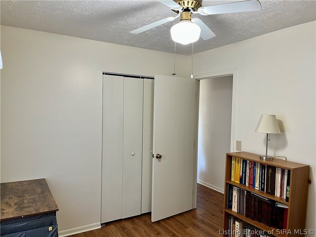 106 West Drive, Charlestown, IN 47111
