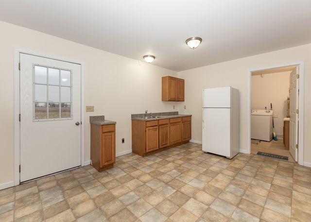 22308 N 2120th Avenue, Atkinson, IL 61235