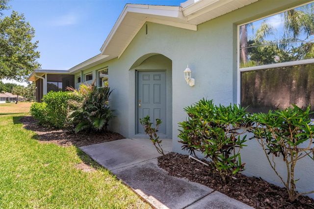 1204 HUNTINGTON GREENS DRIVE 1204, Sun City Center, FL 33573