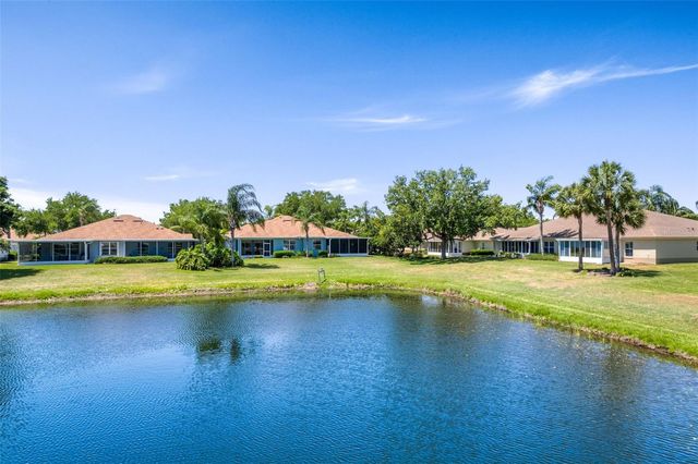 1204 HUNTINGTON GREENS DRIVE 1204, Sun City Center, FL 33573