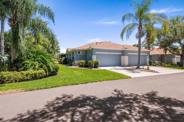 1204 HUNTINGTON GREENS DRIVE 1204, Sun City Center, FL 33573